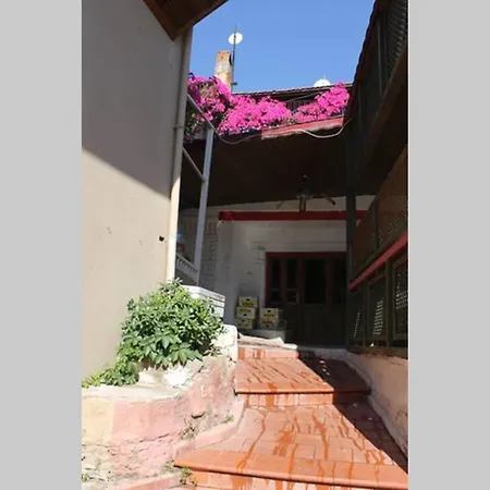 شقة Paspatur